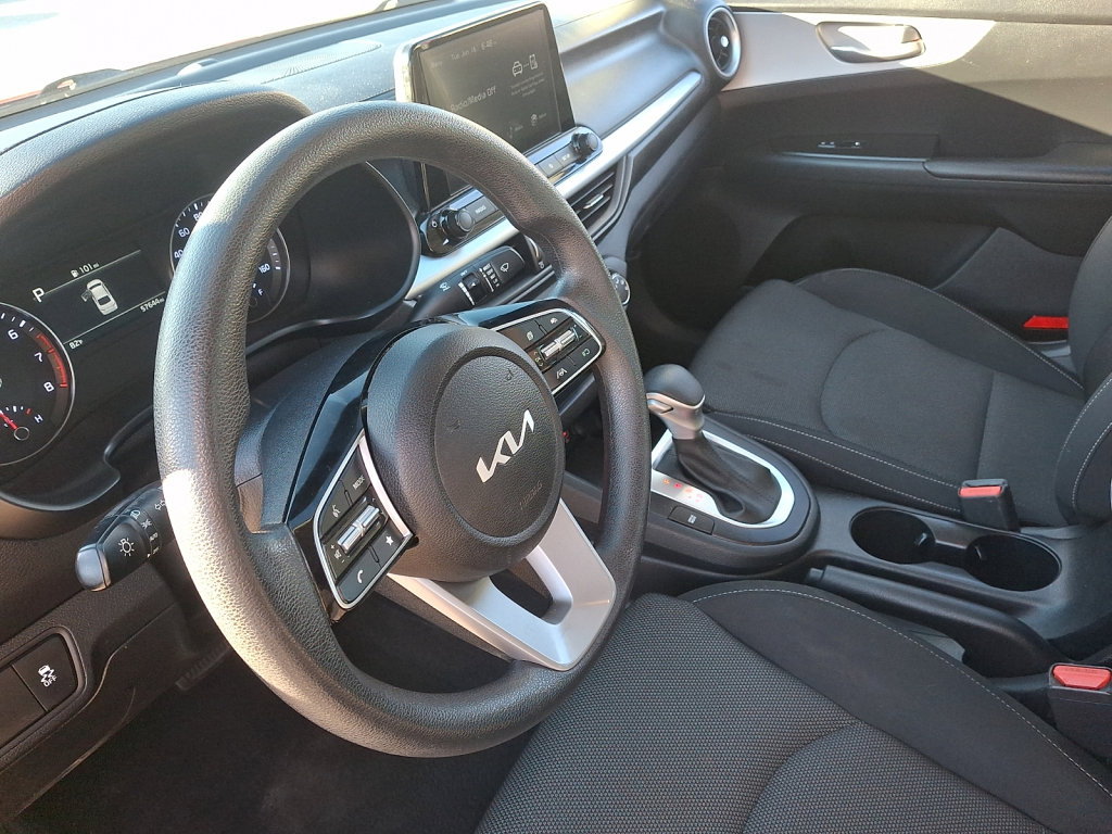 Used 2024 Kia Forte LXS FWD image 26