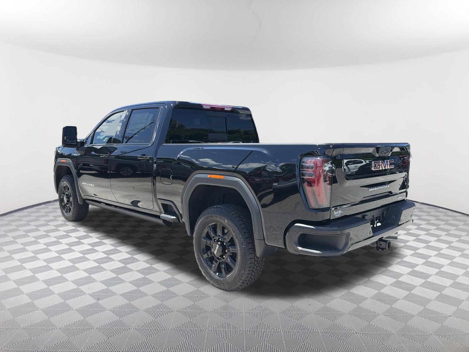 New 2026 GMC Sierra 2500 AT4 w/ AT4 Premium Plus Package AWD/4WD image 3