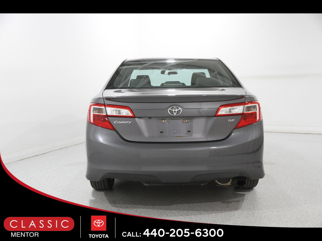 Used 2014 Toyota Camry SE image 18