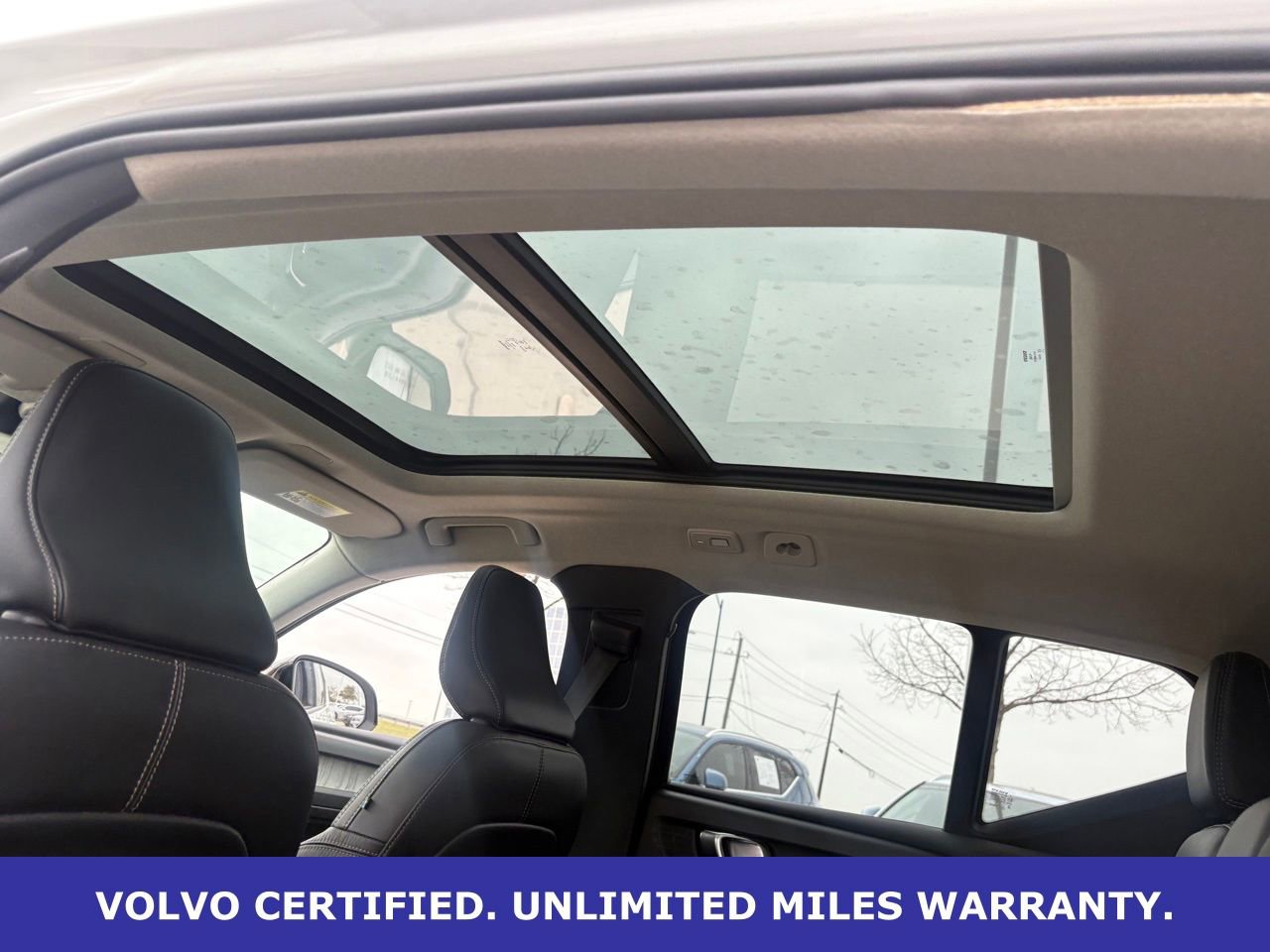 Certified 2023 Volvo XC40 B5 Plus w/ Driver Assist Package image 33