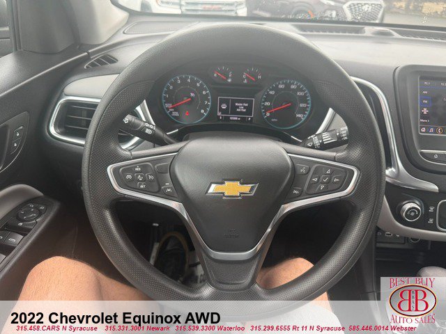 Used 2022 Chevrolet Equinox LS w/ LPO, Floor Liner Package AWD/4WD image 14