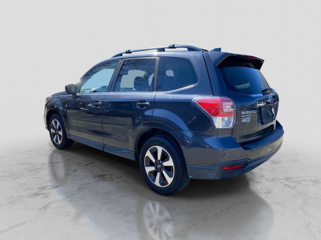 Used 2018 Subaru Forester 2.5i Limited image 3