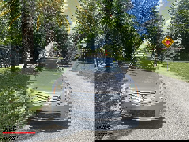 Used 2005 Cadillac XLR image 11