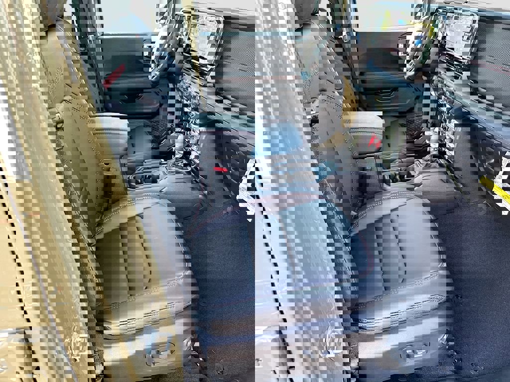 New 2026 Jeep Gladiator Rubicon w/ Dual Top Group image 30