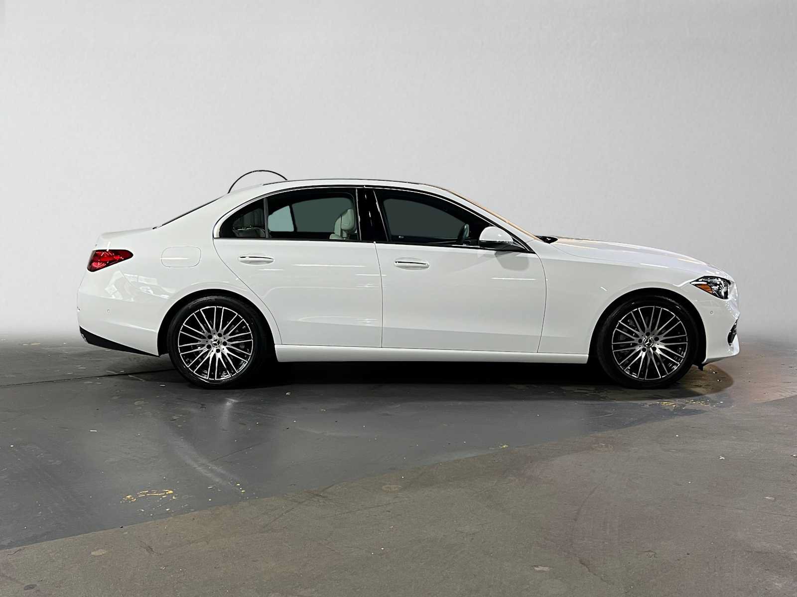 Certified 2026 Mercedes-Benz C 300 4MATIC Sedan image 2