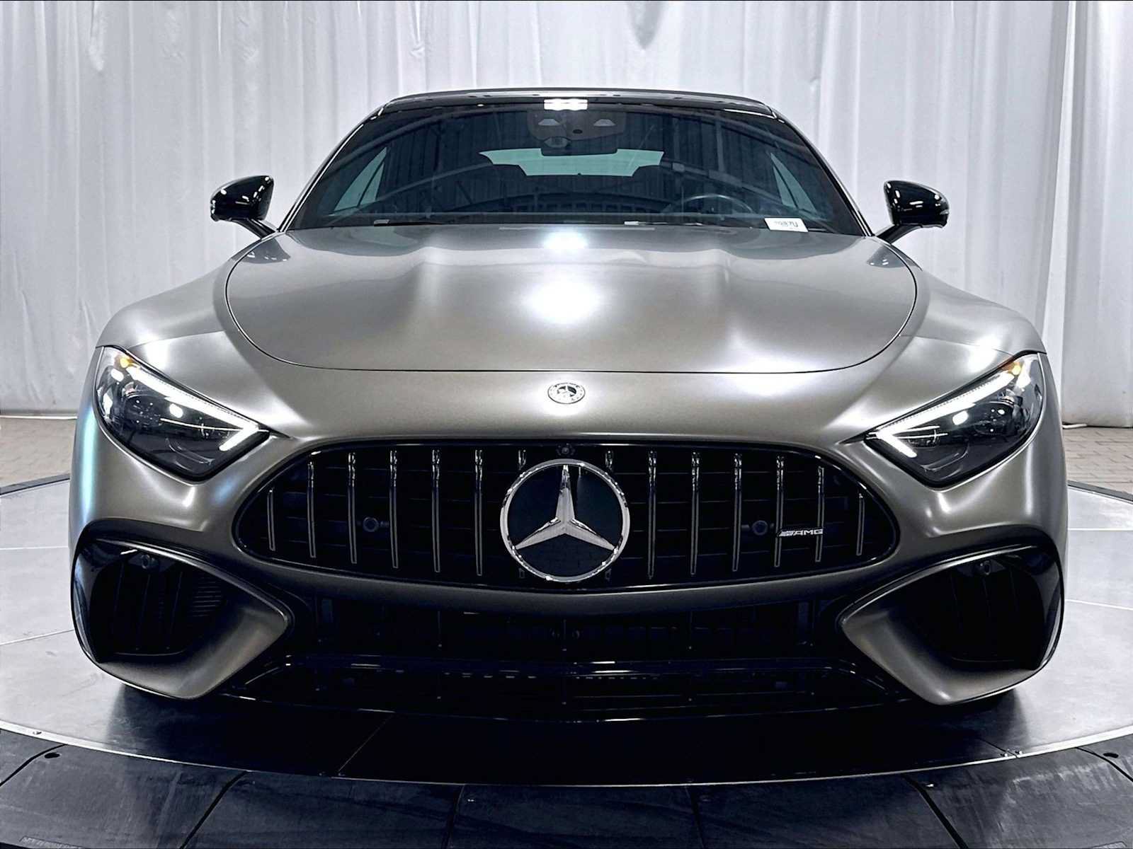 Used 2023 Mercedes-Benz SL 63 AMG 4MATIC image 12