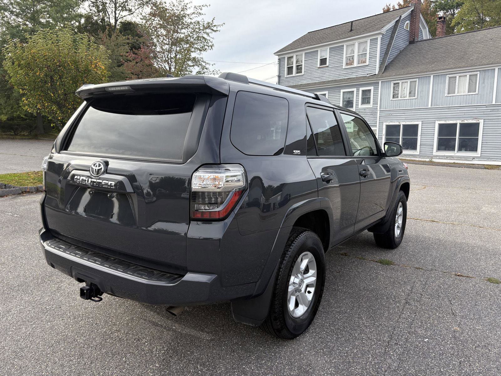 Used 2024 Toyota 4Runner SR5 image 7