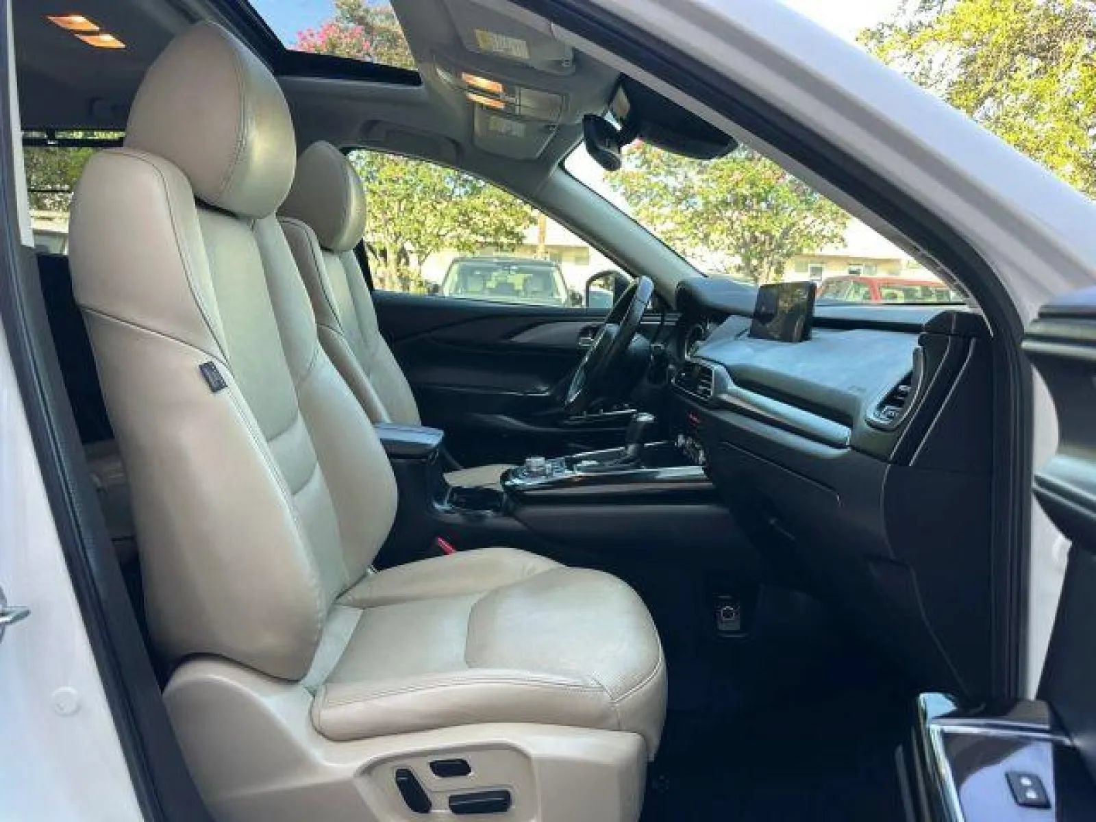 Used 2022 MAZDA CX-9 Touring Plus AWD/4WD image 25