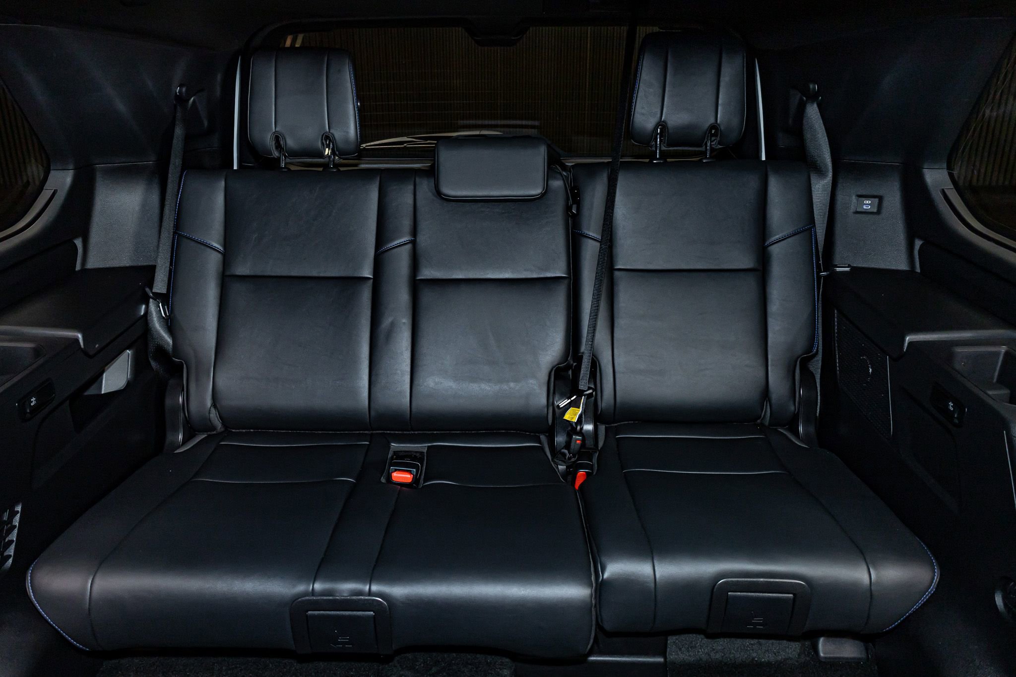 Used 2024 Toyota Sequoia Platinum image 26