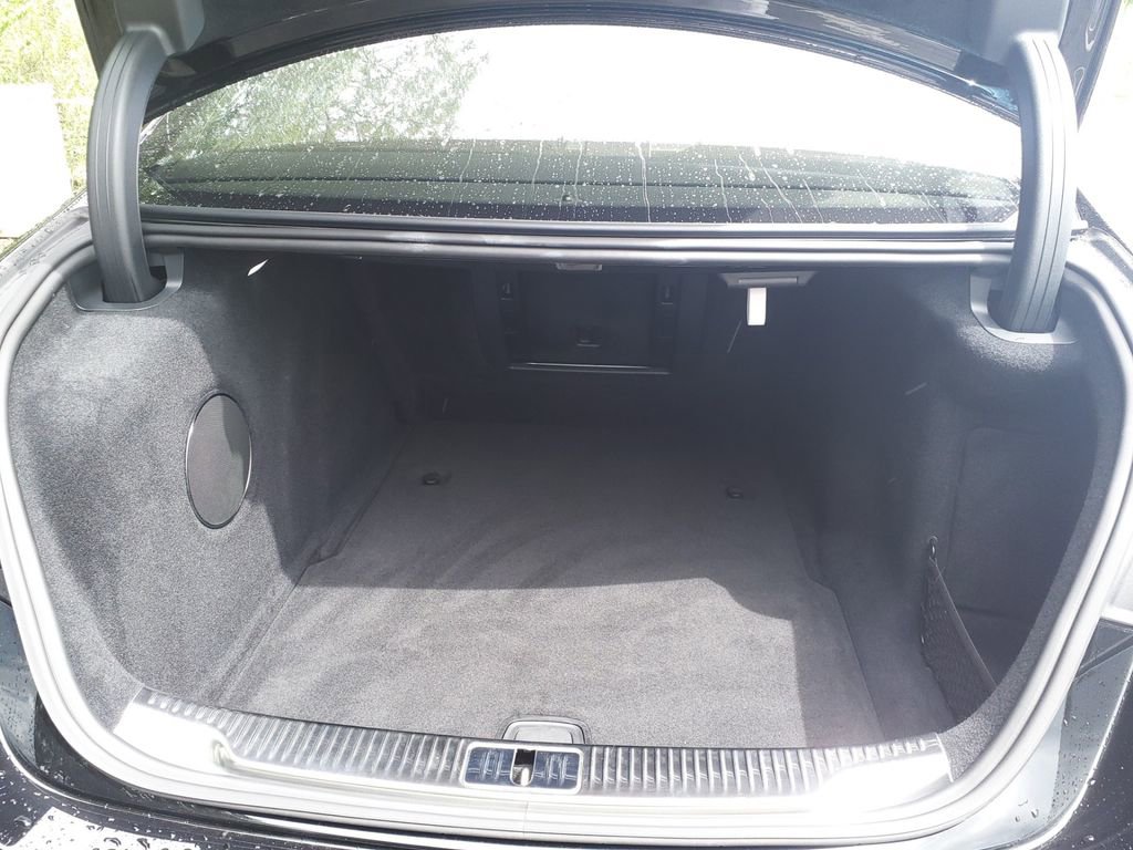 Used 2024 Mercedes-Benz S 580 4MATIC Sedan image 16