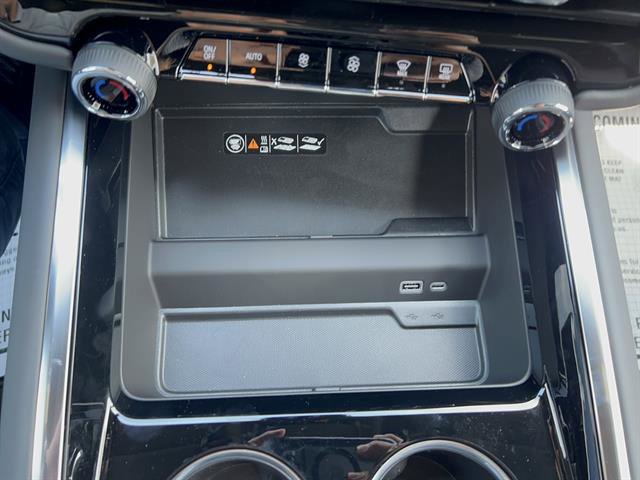 New 2025 Chevrolet Tahoe High Country image 31