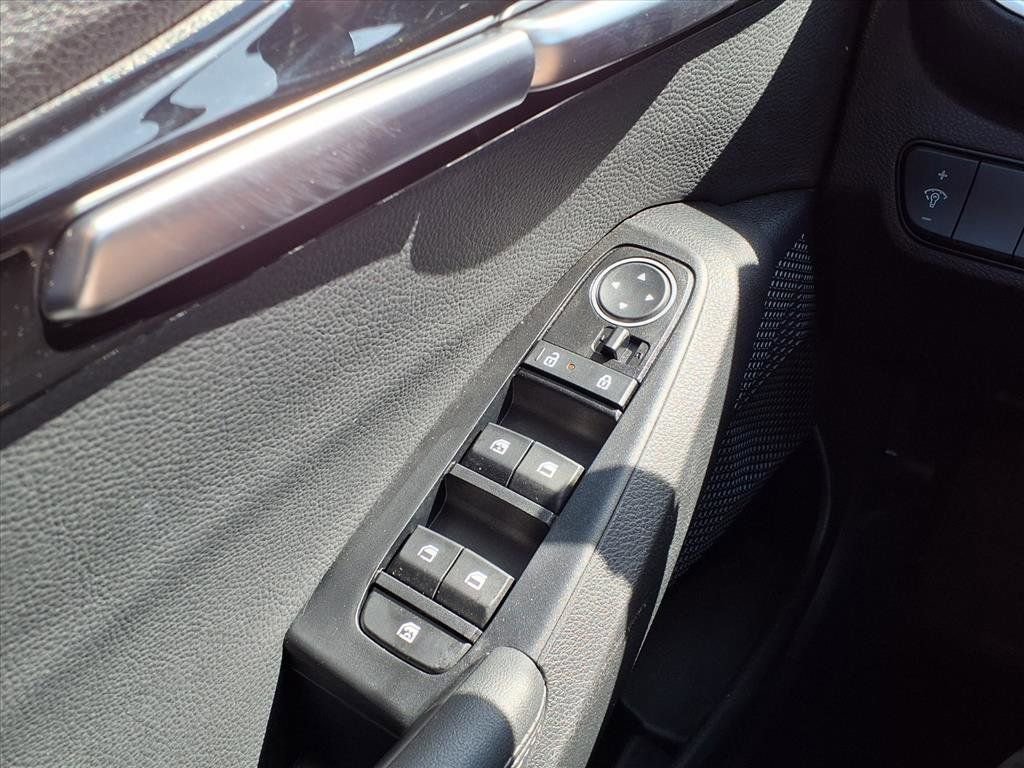 Used 2025 Kia Seltos EX AWD/4WD image 21