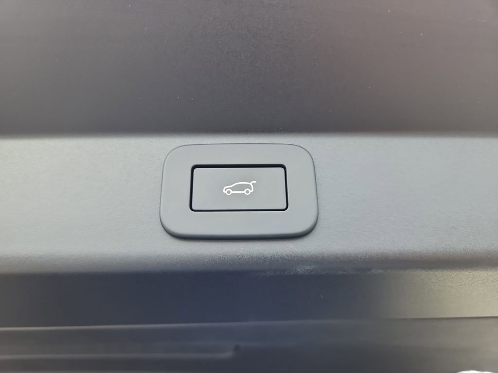 New 2026 Land Rover Range Rover Sport Dynamic SE AWD/4WD image 14