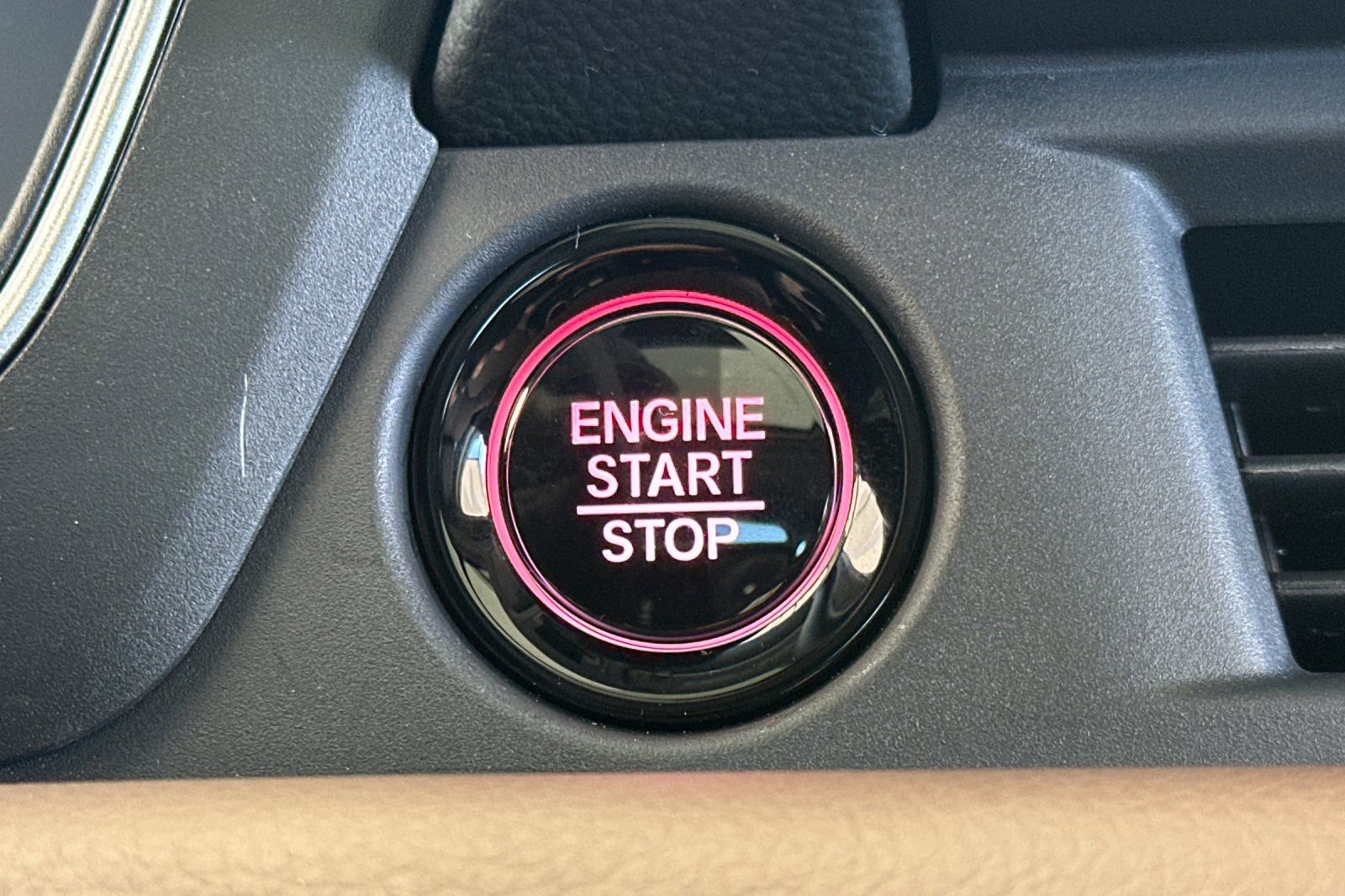 New 2026 Honda Pilot Touring image 27