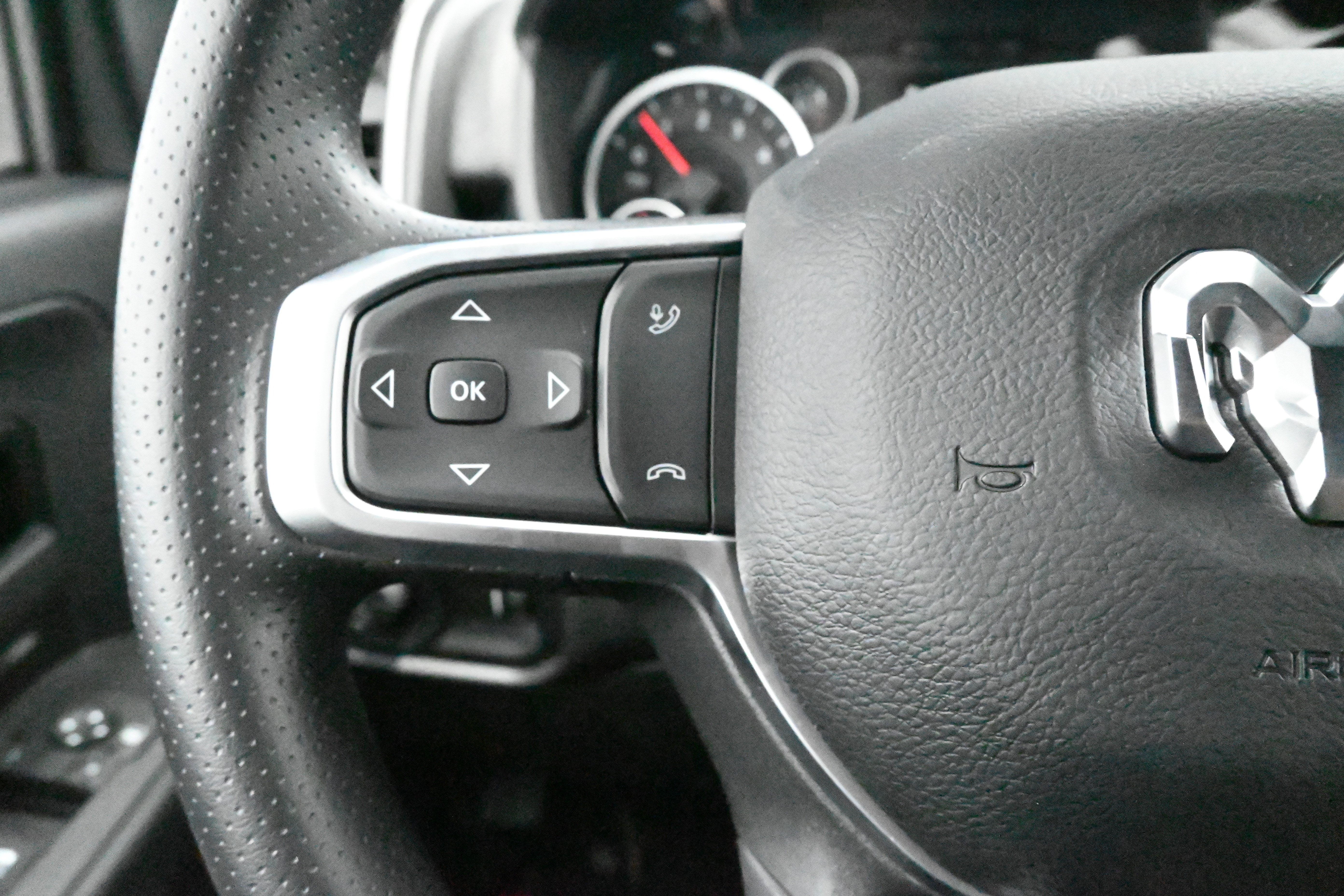 New 2026 RAM 2500 Tradesman AWD/4WD image 18
