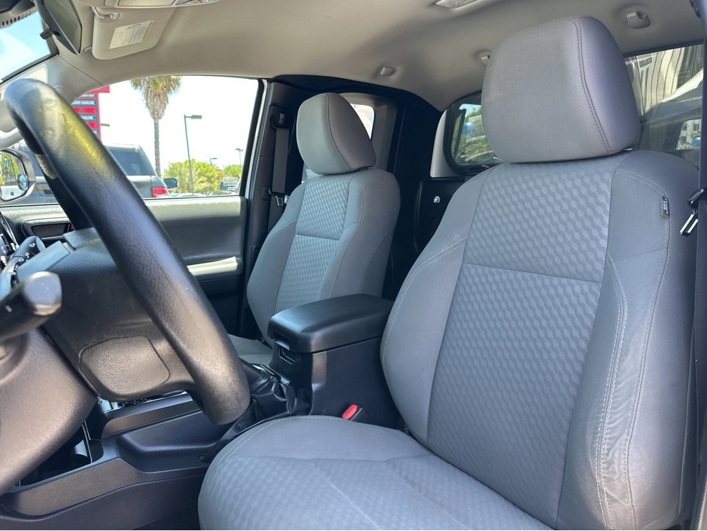 Used 2022 Toyota Tacoma SR RWD image 7