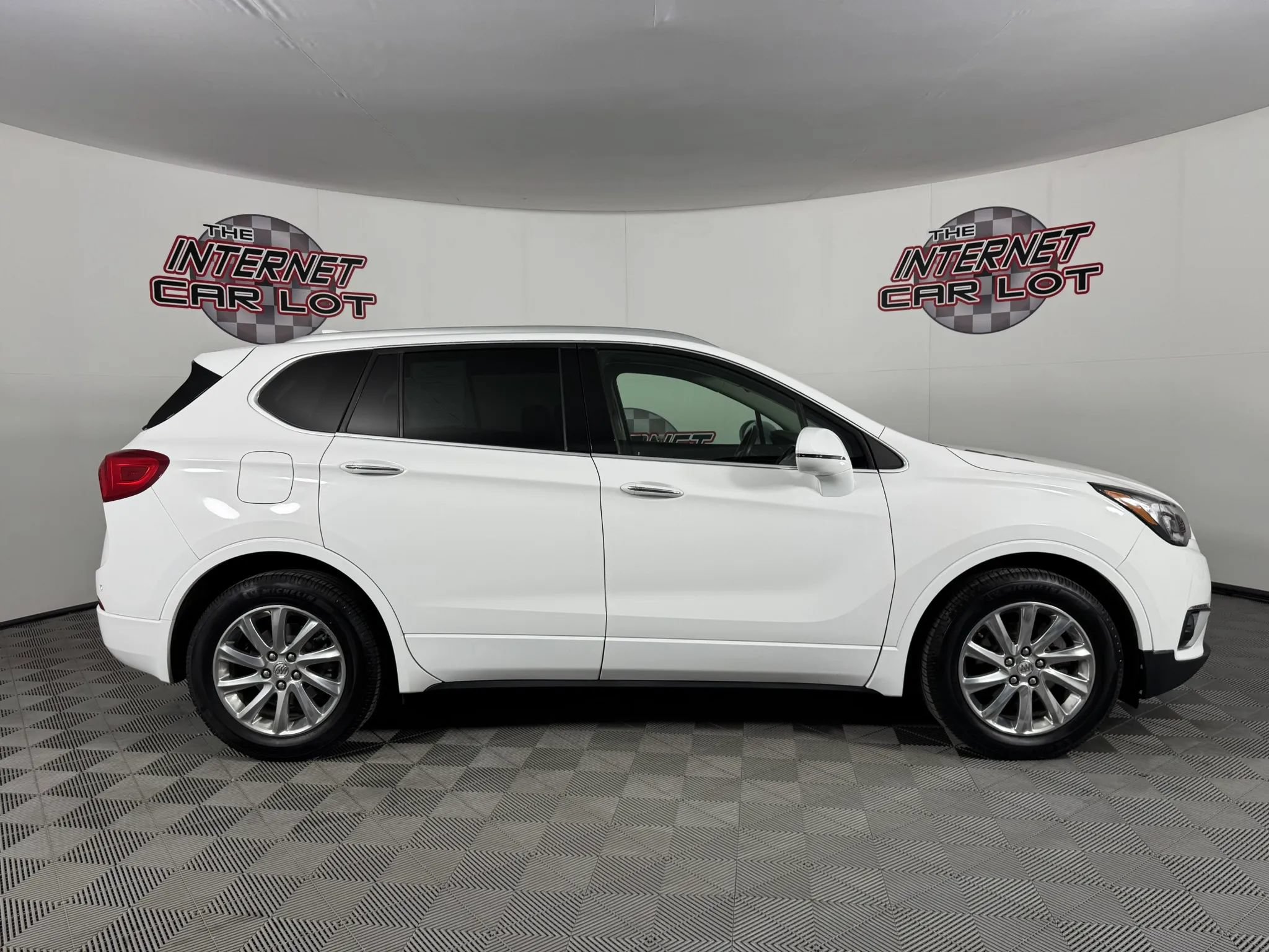 Used 2020 Buick Envision Essence FWD image 8