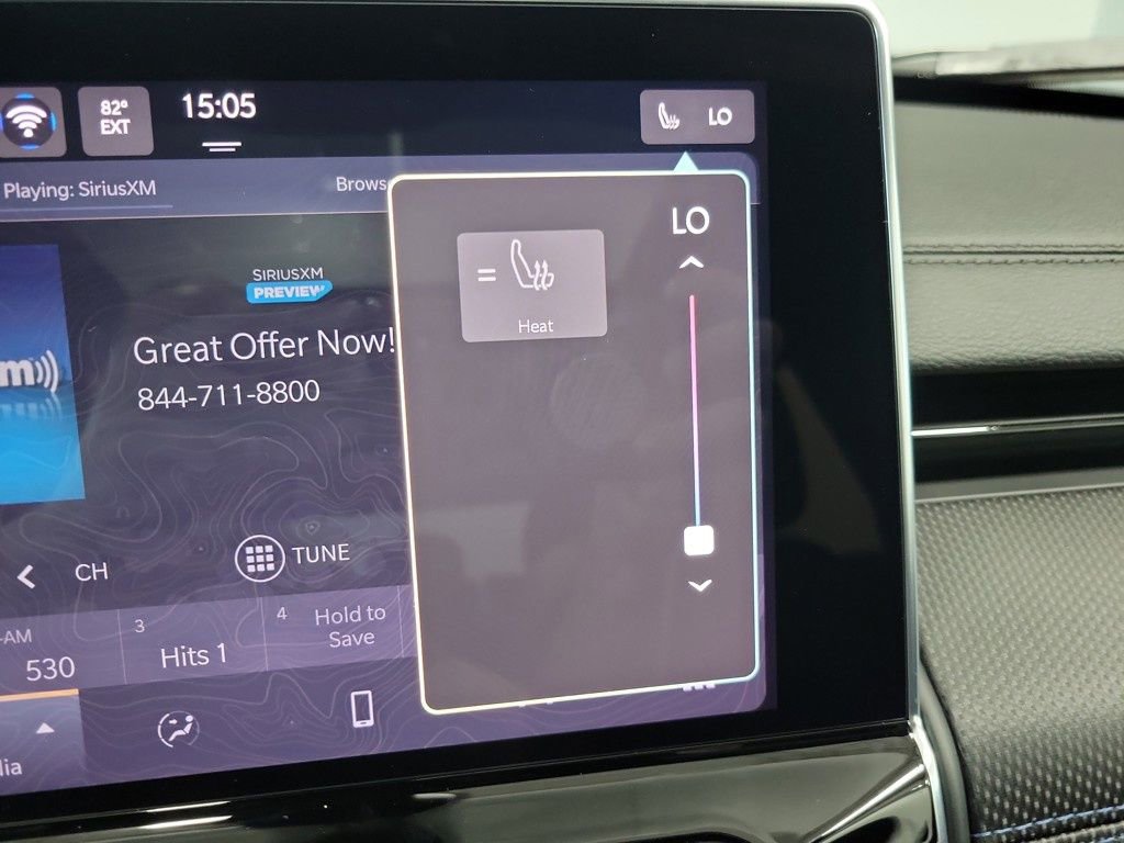 New 2025 Jeep Compass Latitude w/ Sun & Sound Group image 19