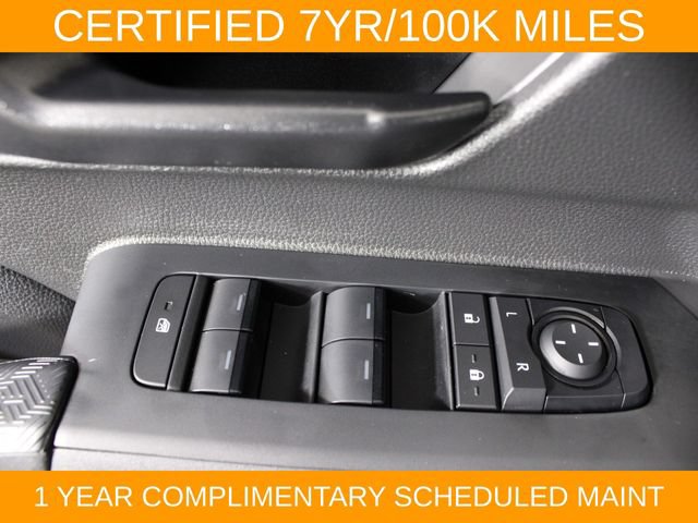 Used 2024 Toyota Tacoma SR5 AWD/4WD image 17