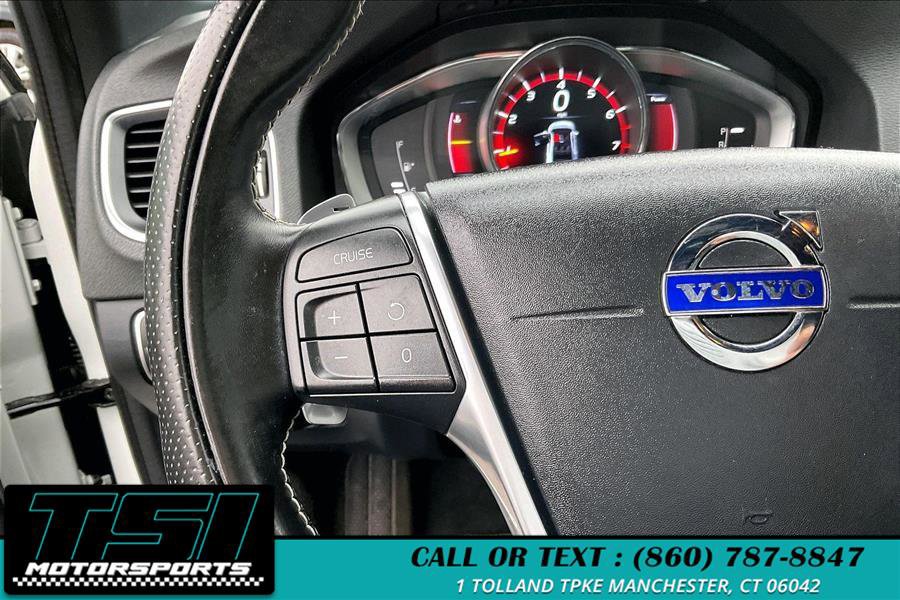 Used 2016 Volvo S60 T6 R-Design w/ Convenience Package image 18