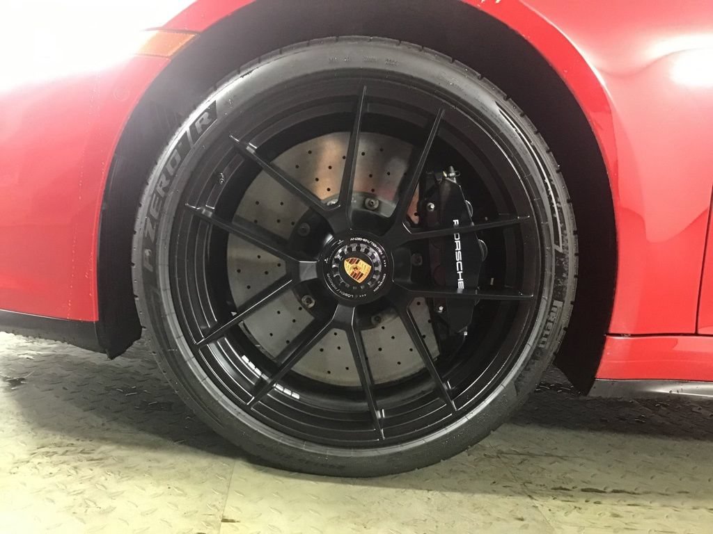 Certified 2025 Porsche 911 Carrera GTS RWD image 11