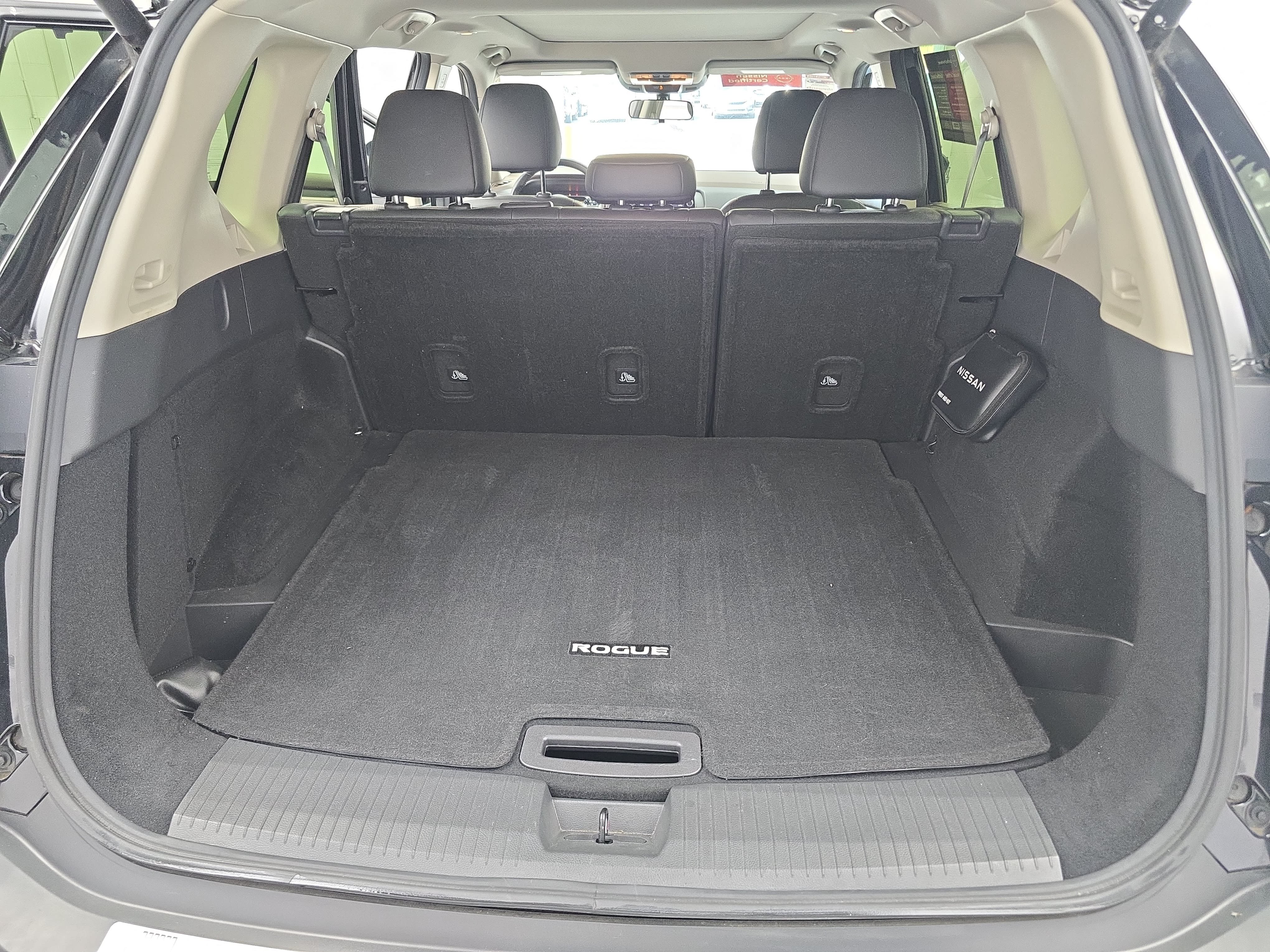 Certified 2023 Nissan Rogue SV w/ SV Premium B Package AWD/4WD image 12