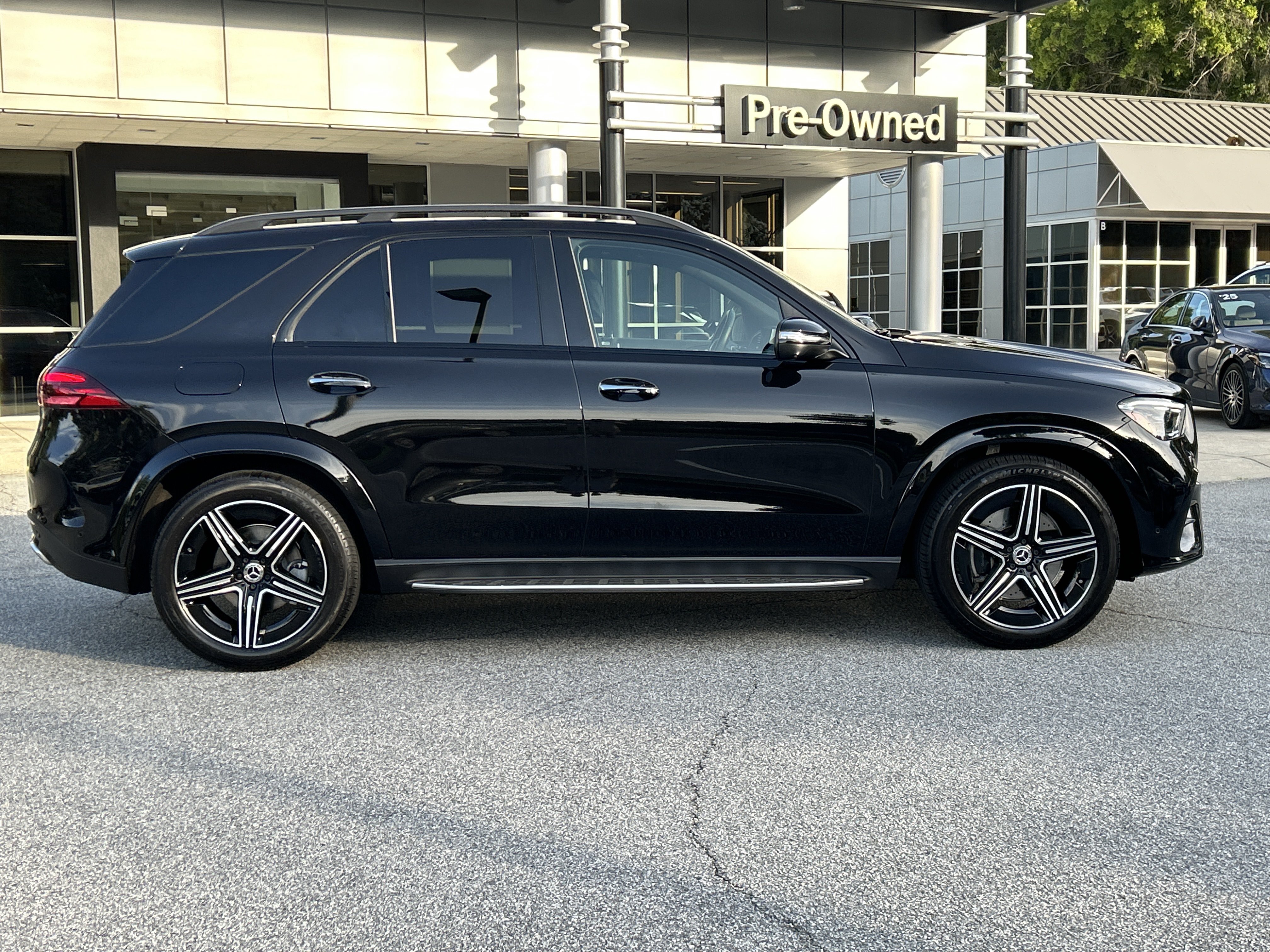 Certified 2025 Mercedes-Benz GLE 580 4MATIC image 5