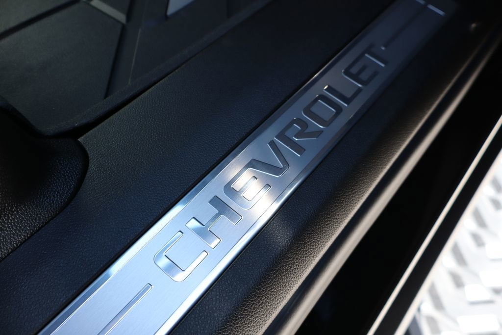 New 2026 Chevrolet Suburban Z71 w/ Z71 Off-Road Package image 57