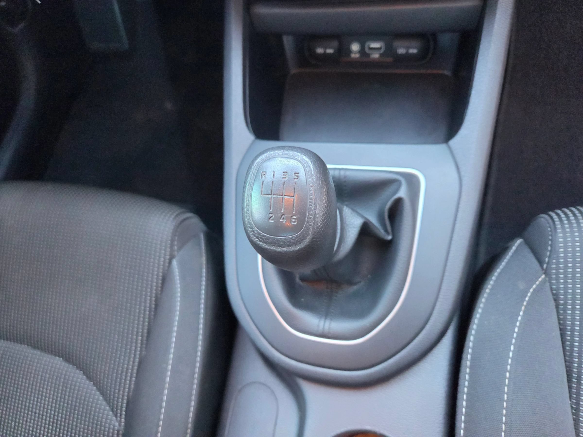 Used 2021 Kia Forte Sedan FWD image 22
