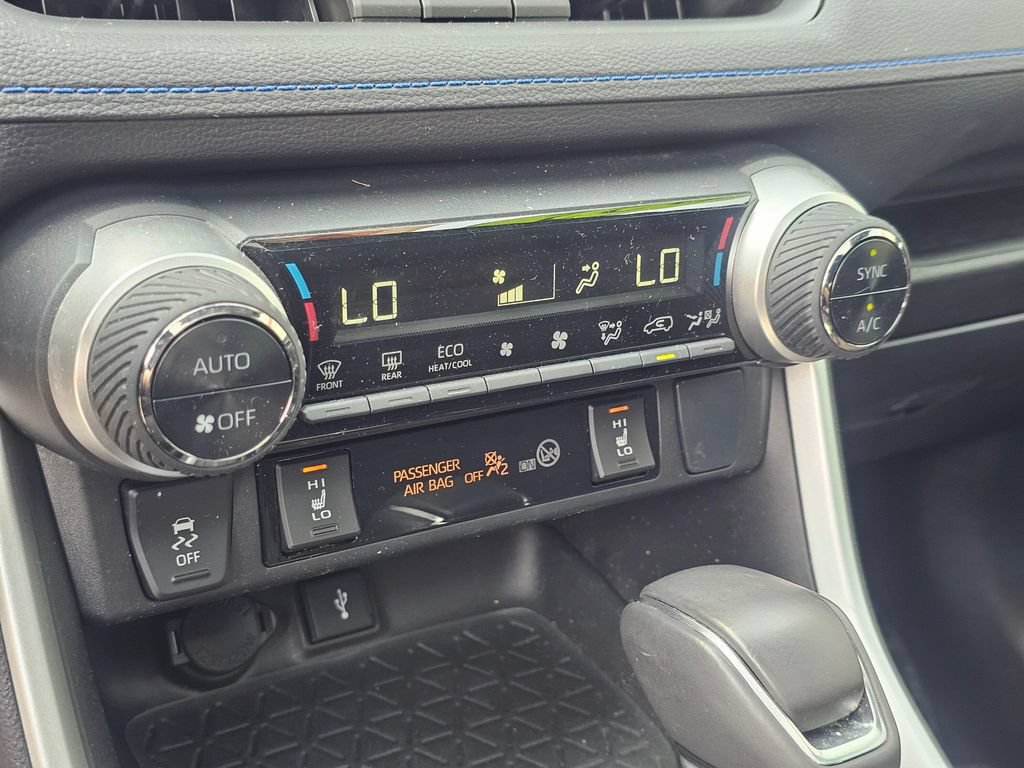 Certified 2022 Toyota RAV4 XSE AWD/4WD image 28