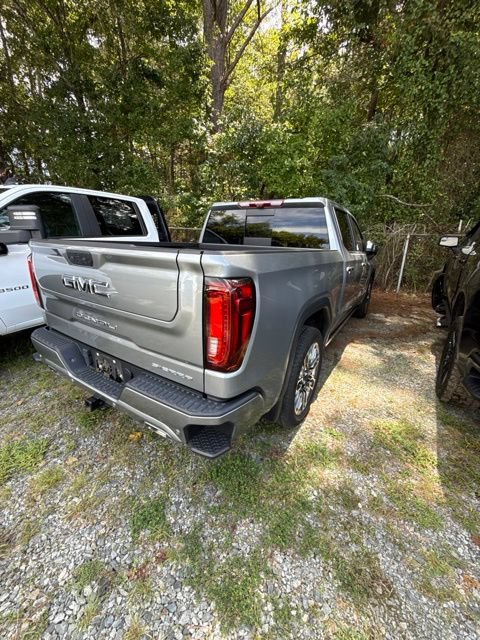 Used 2024 GMC Sierra 1500 Denali Ultimate AWD/4WD image 6