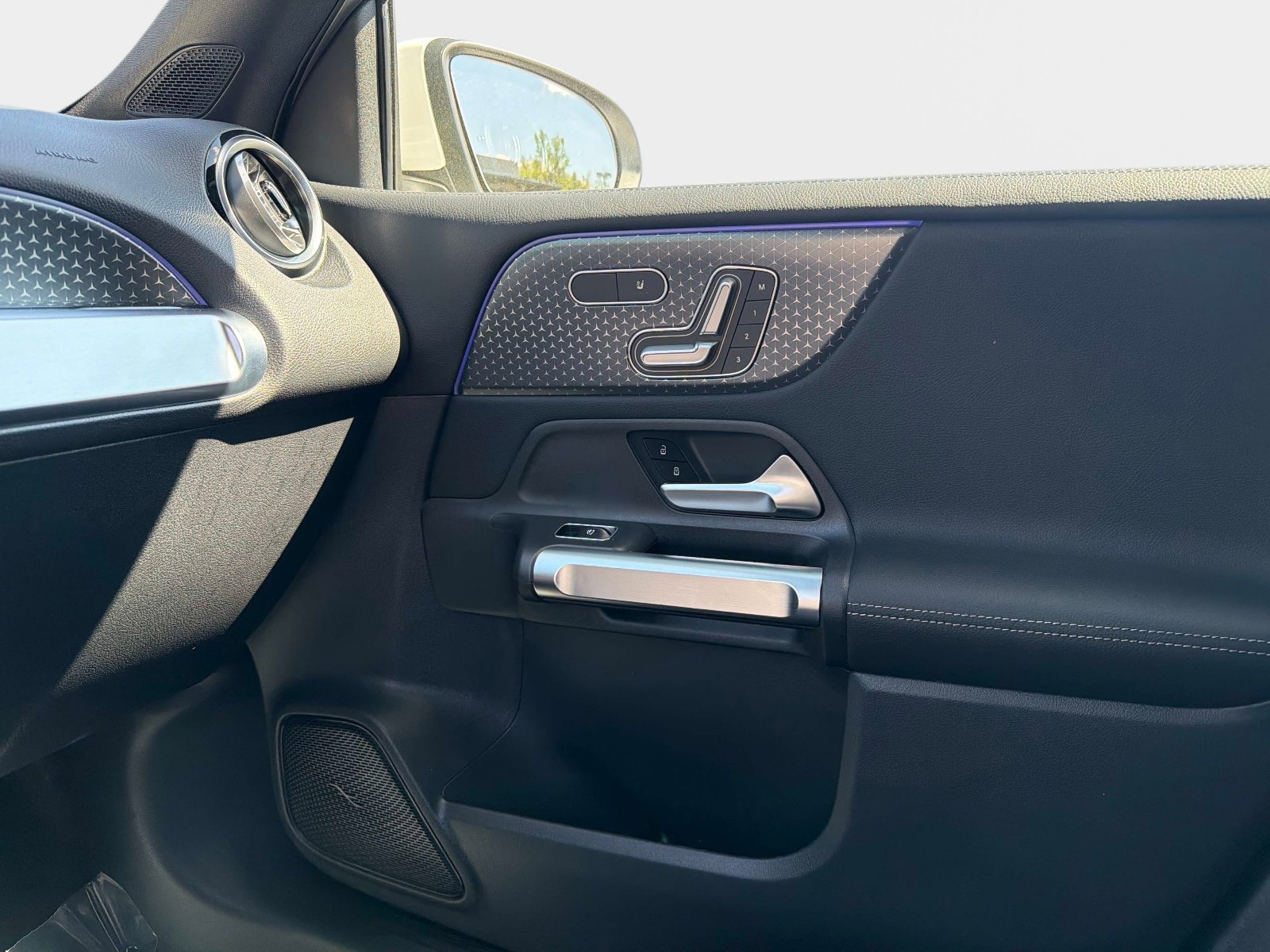 New 2026 Mercedes-Benz GLB 250 image 20
