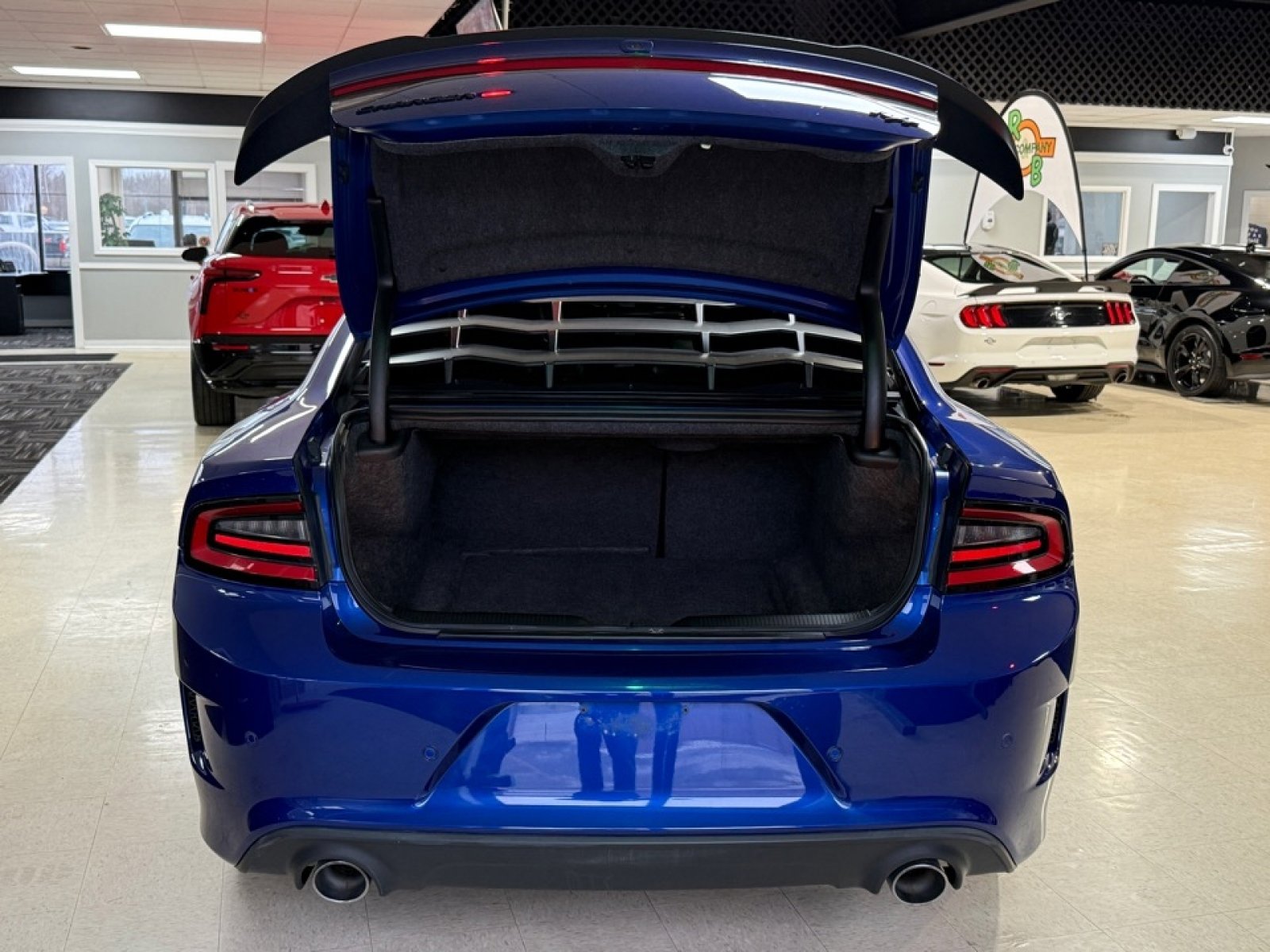 Used 2022 Dodge Charger R/T w/ Plus Group image 27