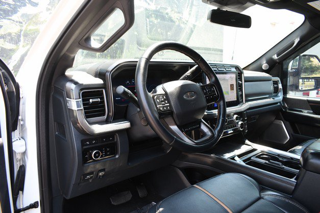 Used 2024 Ford F250 Platinum w/ FX4 Off-Road Package AWD/4WD image 14