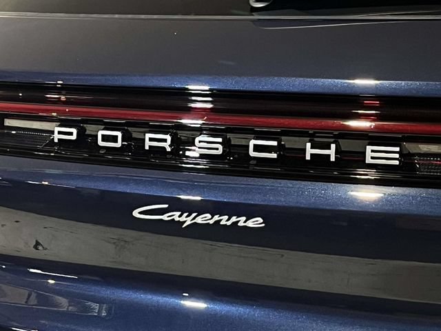 New 2026 Porsche Cayenne AWD/4WD image 11