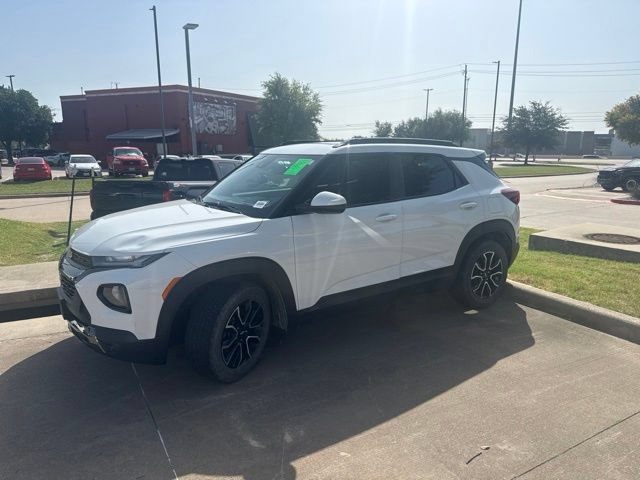 Used 2023 Chevrolet TrailBlazer ACTIV w/ Sun and Liftgate Package FWD image 6