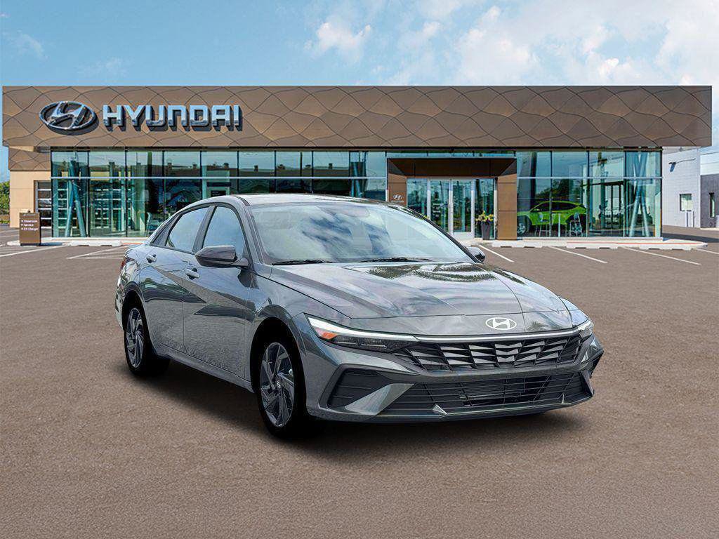 New 2026 Hyundai Elantra Sport FWD image 11