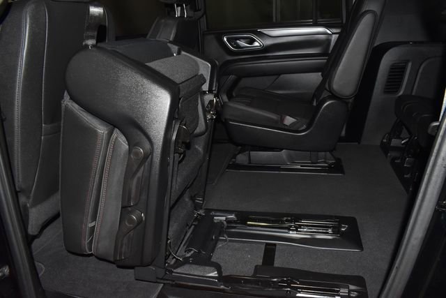 Used 2024 Chevrolet Suburban RST image 35