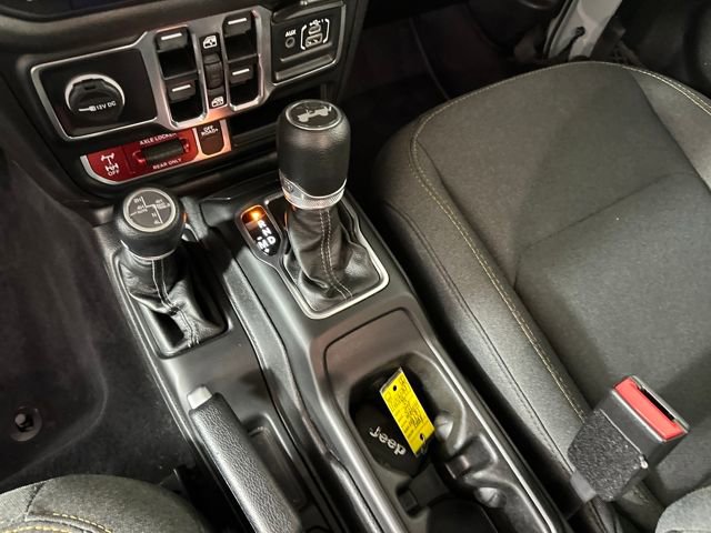 Used 2024 Jeep Wrangler Unlimited image 20