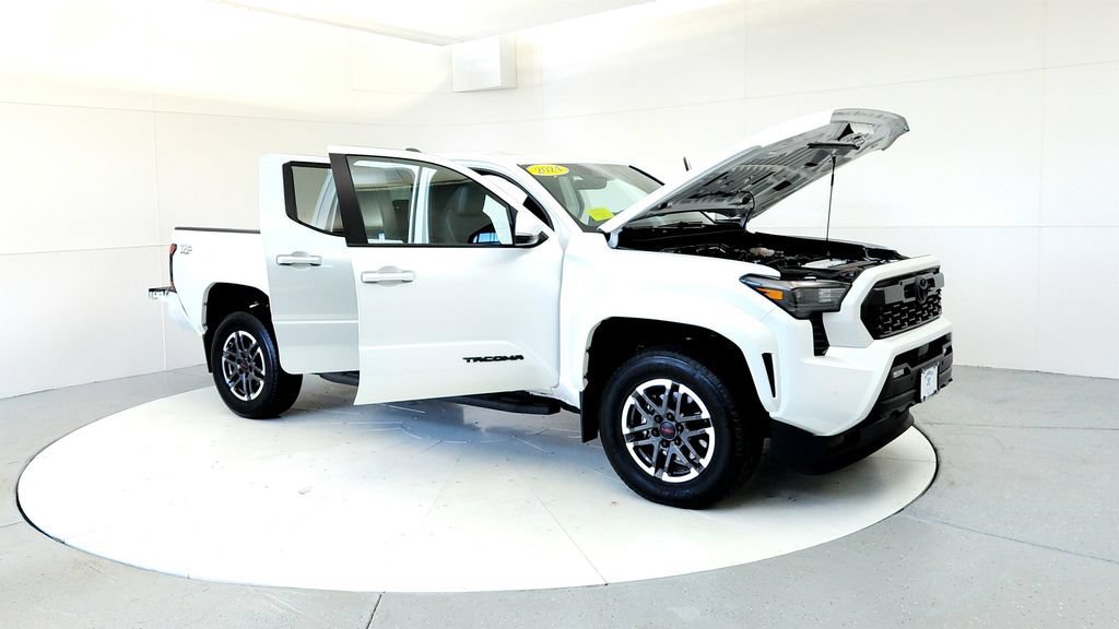 Certified 2024 Toyota Tacoma TRD Sport w/ TRD Sport Upgrade Package AWD/4WD image 12