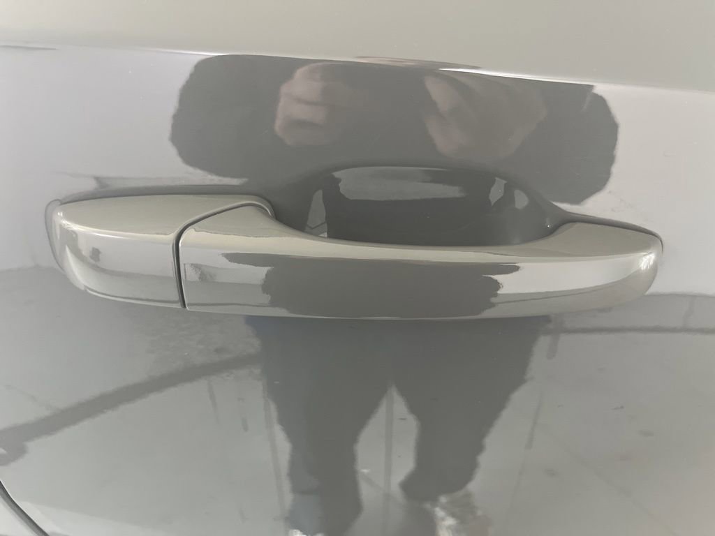 Used 2023 Dodge Durango R/T w/ Hemi Orange Plus Package image 50