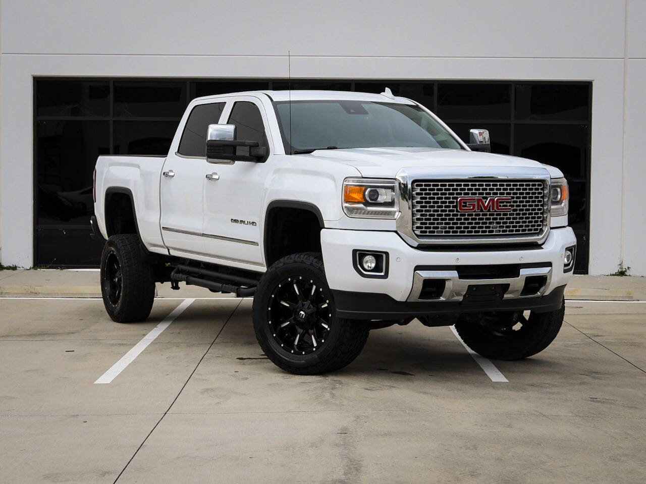 Used 2015 GMC Sierra 2500 Denali w/ Driver Alert Package
