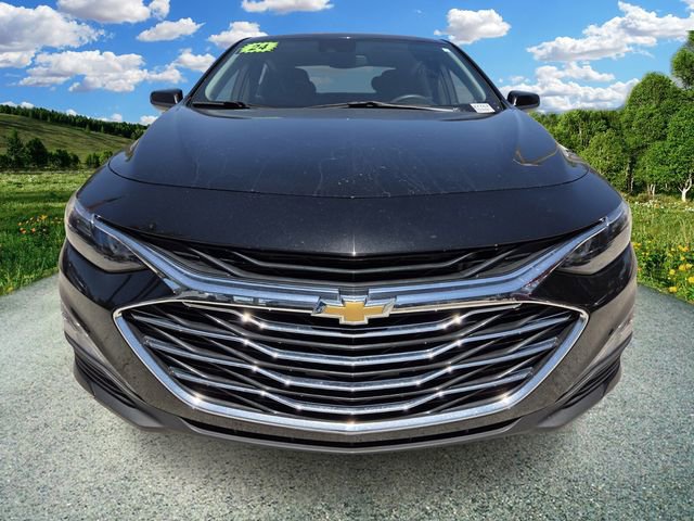 Used 2024 Chevrolet Malibu LT FWD image 2