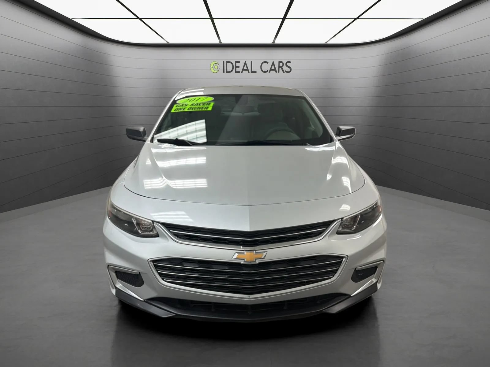 Used 2017 Chevrolet Malibu LS FWD image 2