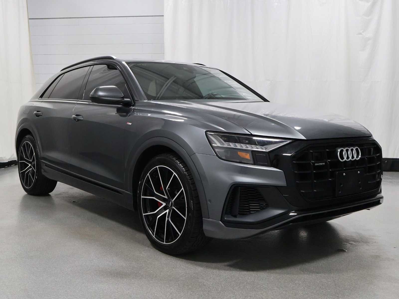 Used 2020 Audi Q8 Prestige w/ Prestige Package AWD/4WD image 13
