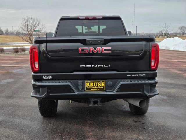 Used 2023 GMC Sierra 2500 Denali w/ Denali Black Diamond Edition image 4