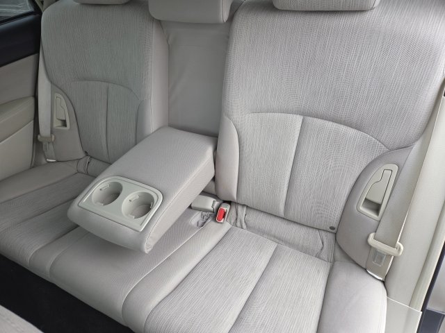 Used 2014 Subaru Outback 2.5i Premium w/ Accessory Value Package (OY1) image 13