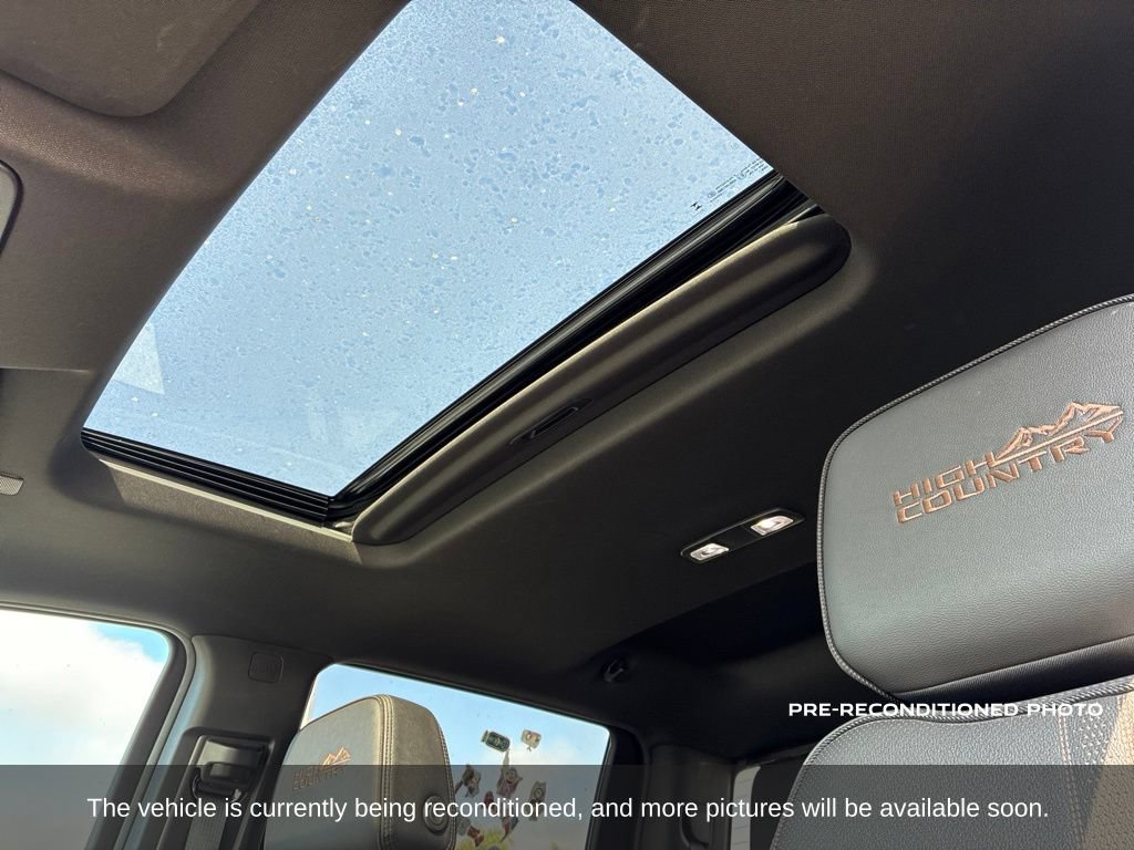Used 2024 Chevrolet Silverado 2500 High Country w/ LPO, Dark Essentials Package AWD/4WD image 13