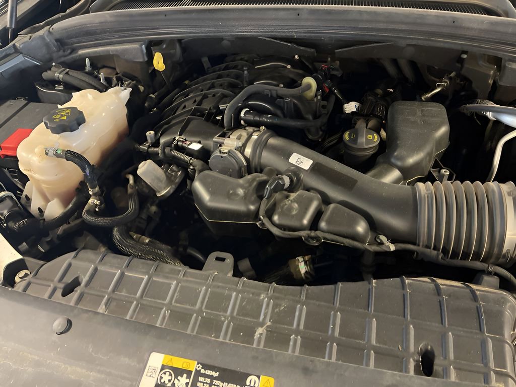 Used 2023 Jeep Grand Cherokee Limited image 25