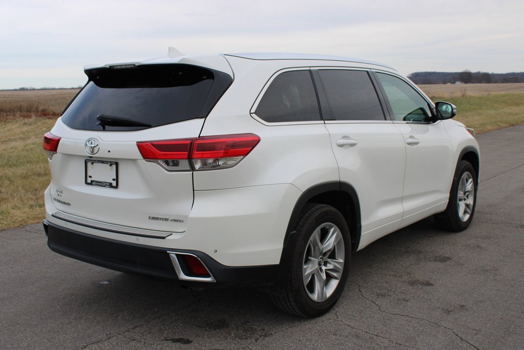 Used 2019 Toyota Highlander Limited image 7